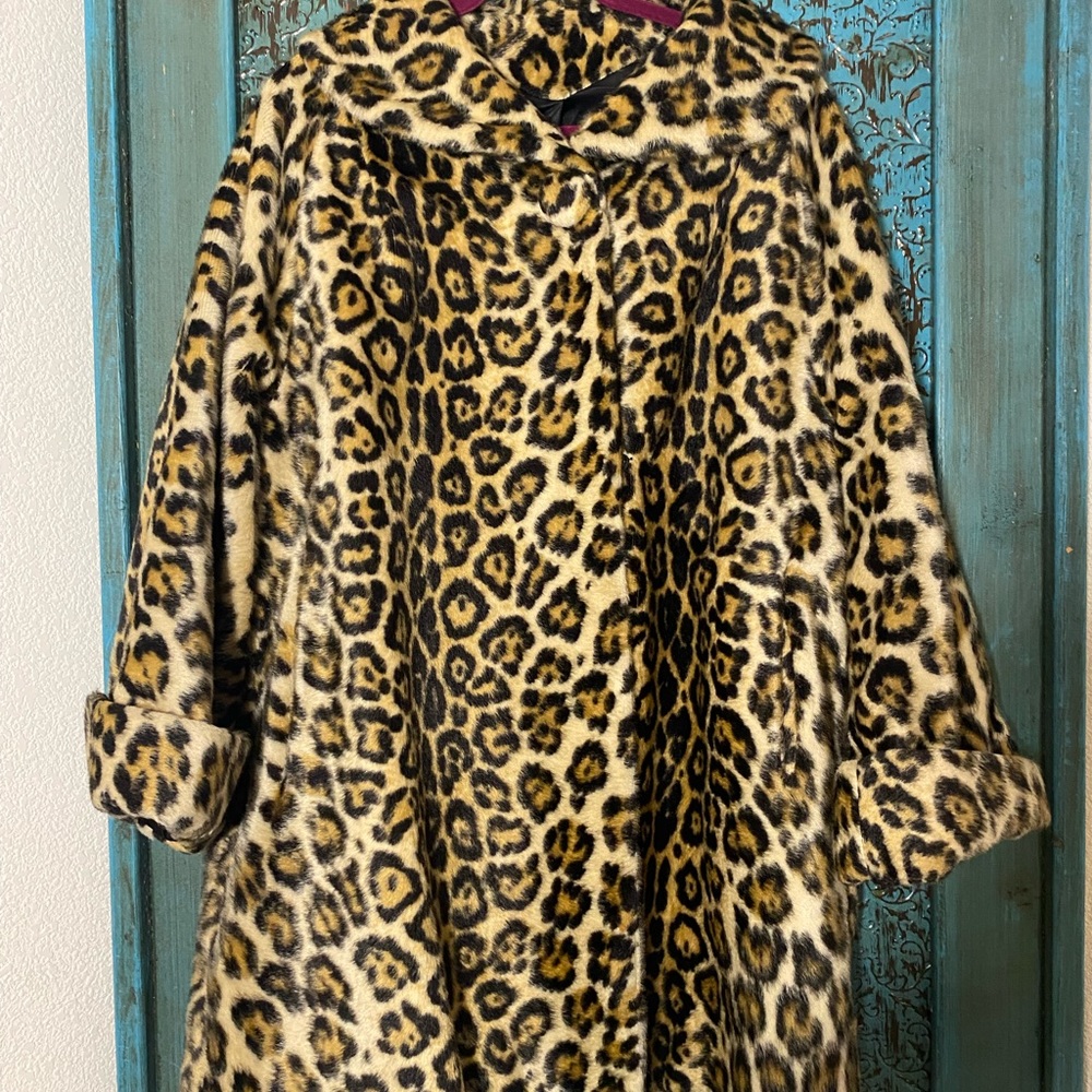 Faux fur leopard print coat